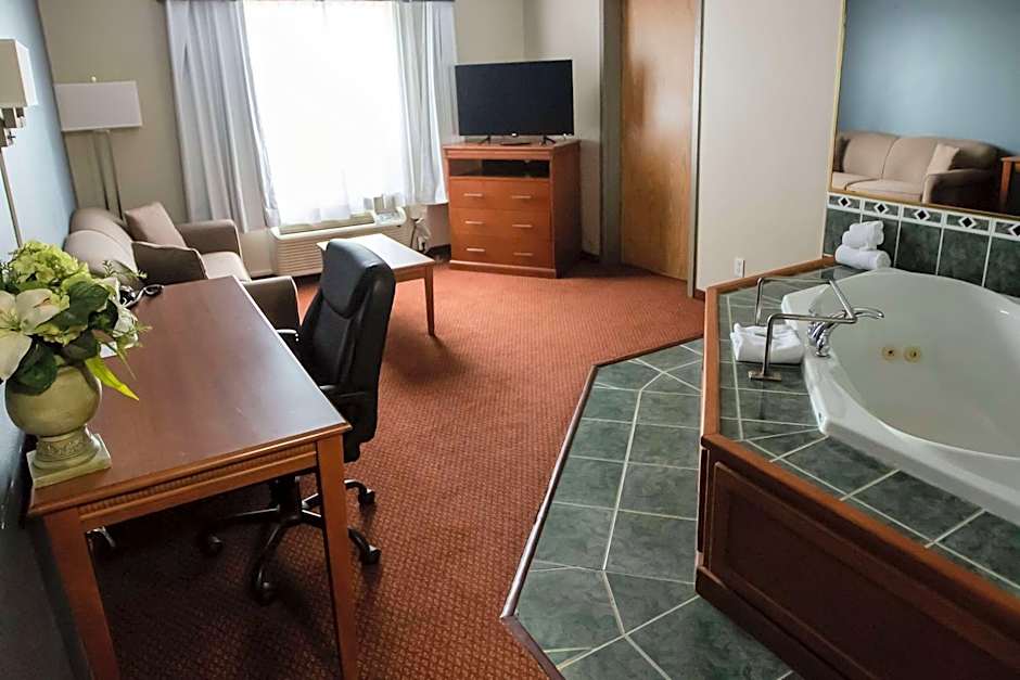 Super 8 by Wyndham Whitecourt