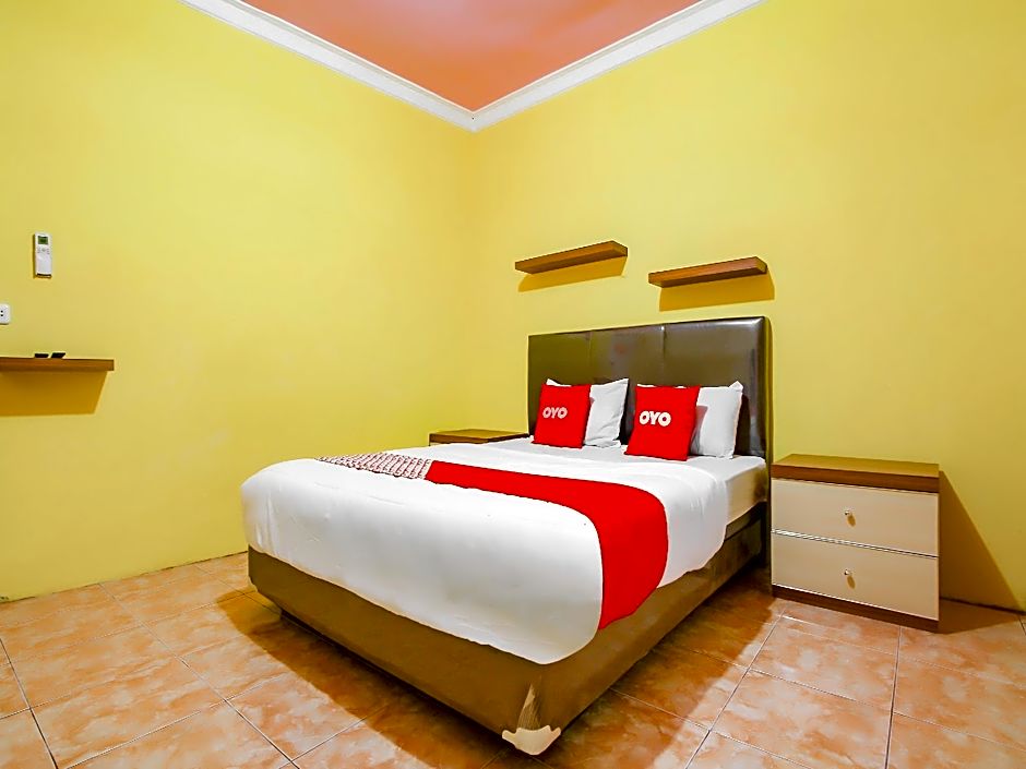 OYO 90216 Kost Sanny