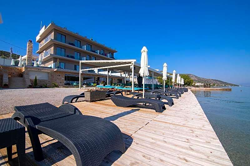 Aianteion Bay Luxury Hotel & Suites
