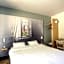 B&B Hôtel Villeneuve Loubet Village