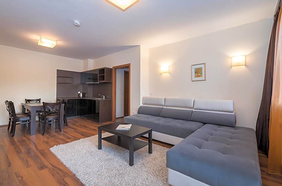 St.George Ski & Holiday