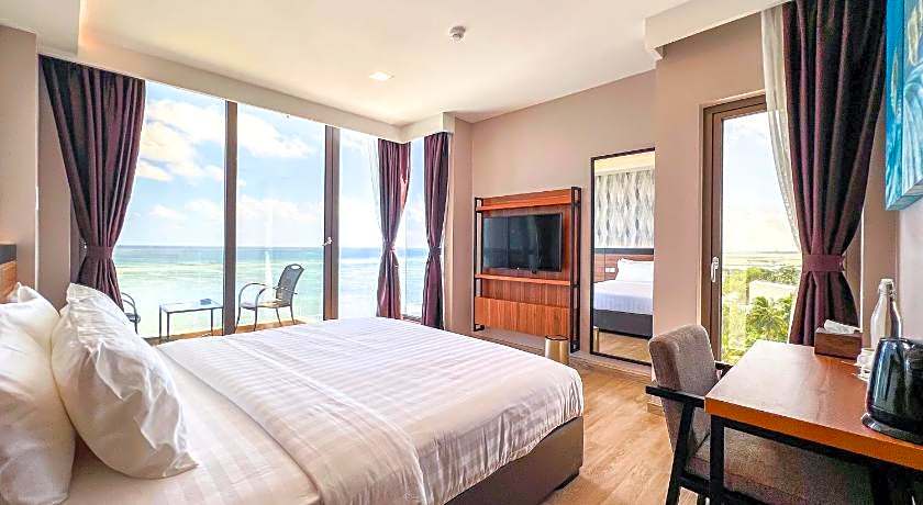 Triton Prestige Seaview and Spa