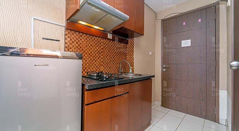 RedLiving Apartemen Easton Park Jatinangor - Rajes Room