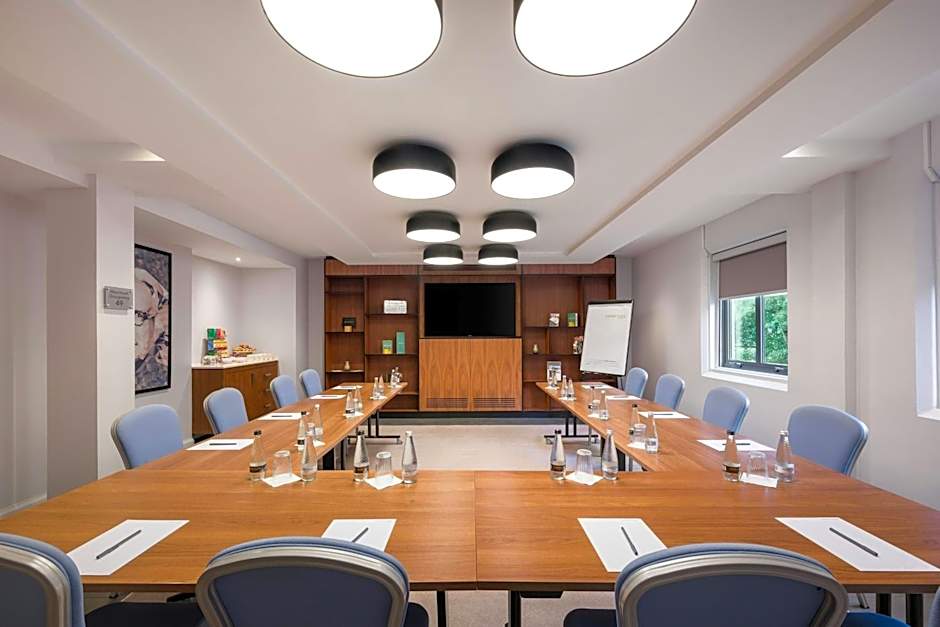 Courtyard by Marriott Glasgow Airport