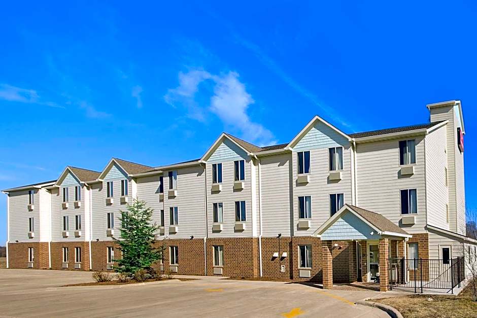 Jacksonville Inn & Suites