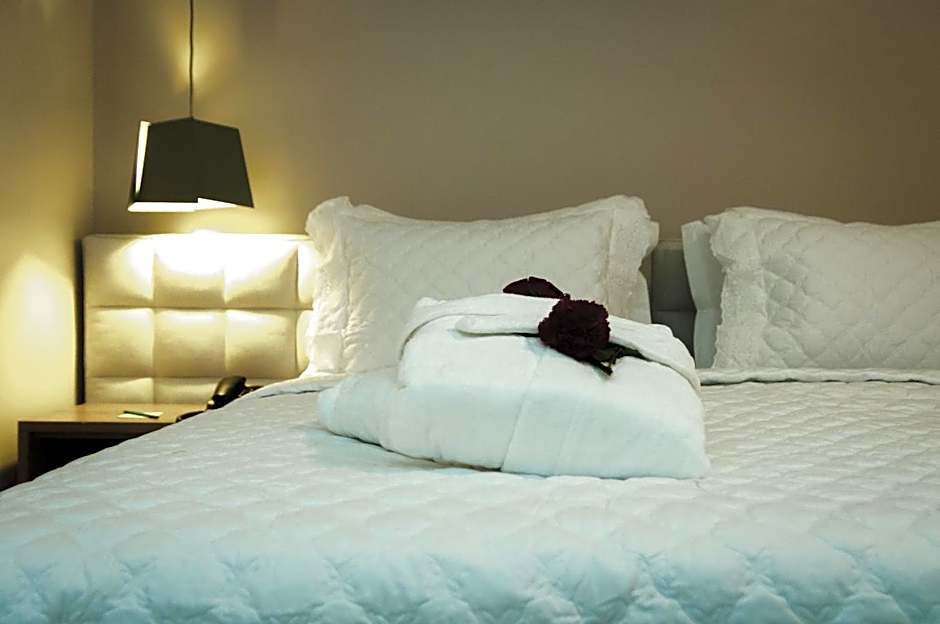 Nobile Suites Gran Lumni