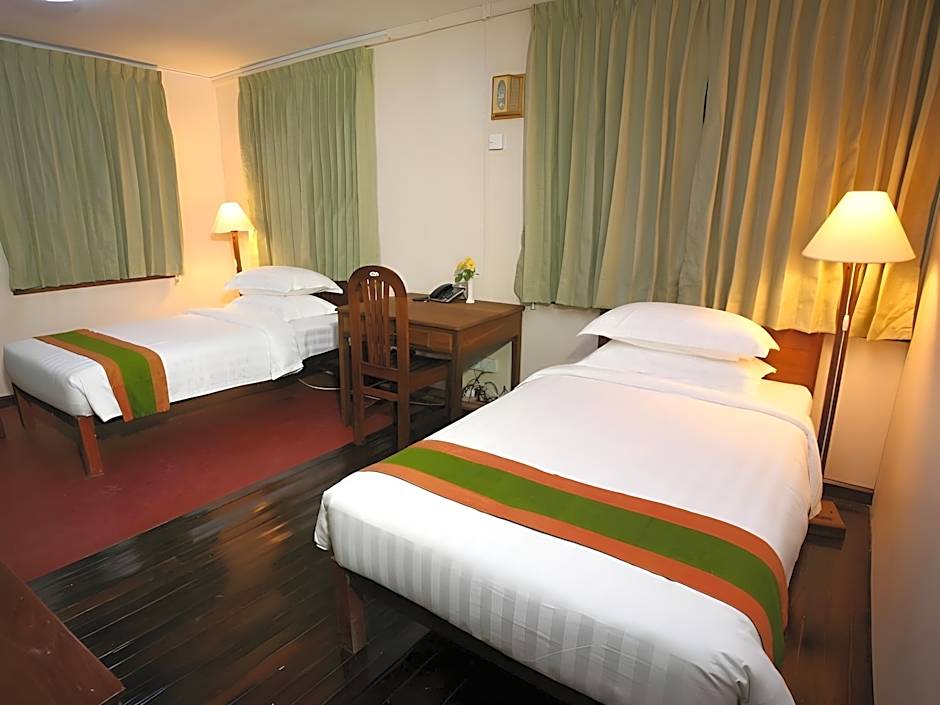 Hotel June Business Bed Breakfast