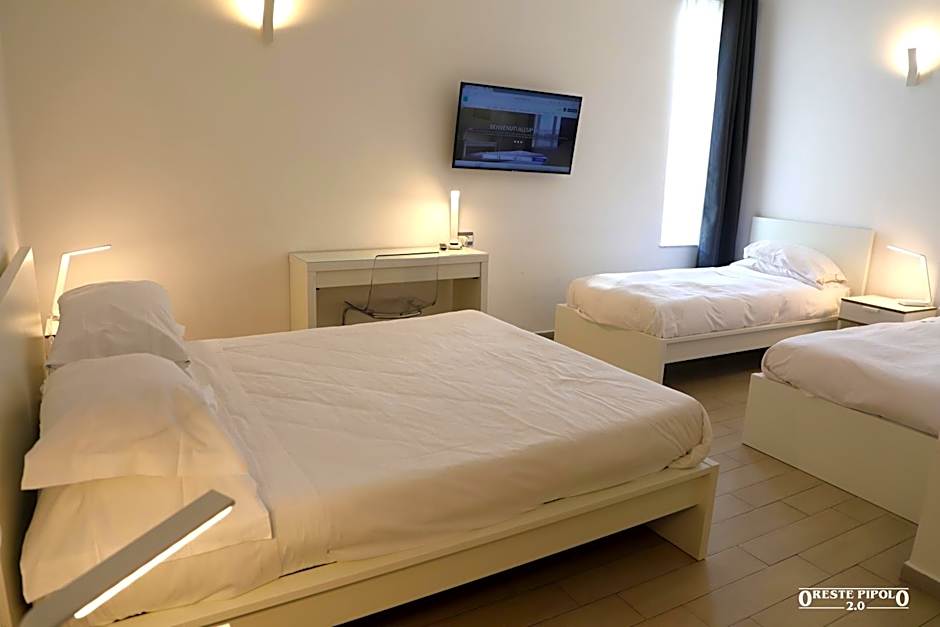 Up Hotel