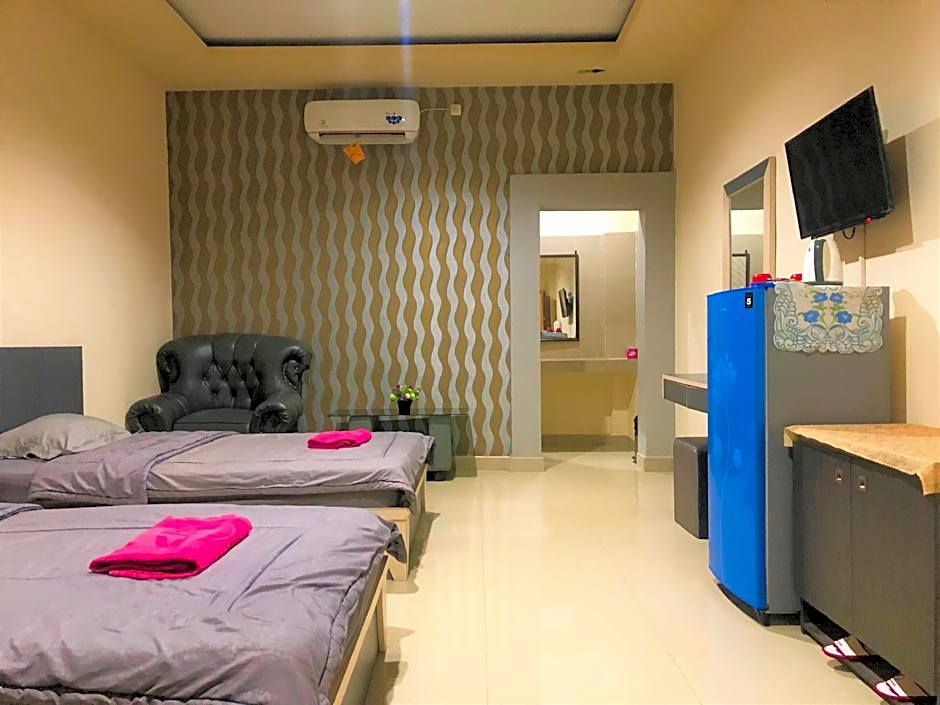 Photo 1 of 9 of Superior 2 Beds