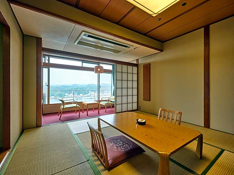 Hotel Urashima