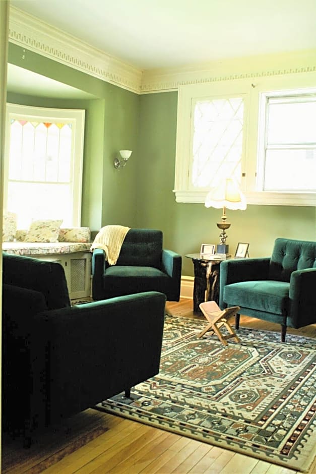 Franklin Manor Bed and Breakfast