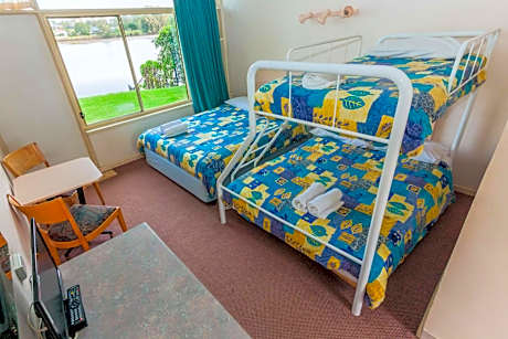 Family Room - Riverfront