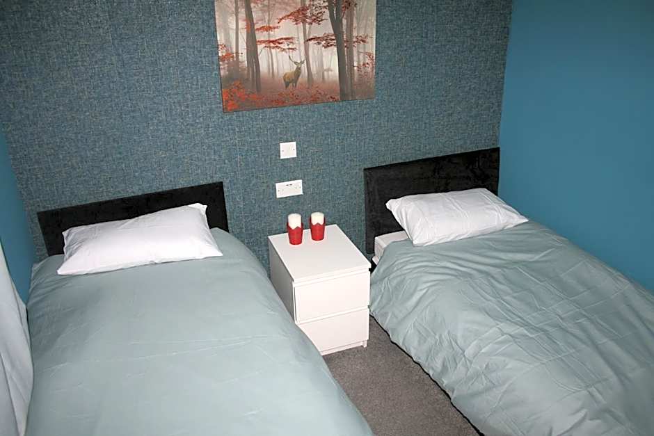 White Rose Hotel and Restaurant