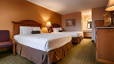 2 Queen Beds, Non-Smoking, High Speed Internet Access, Microwave And Refrigerator, Upstairs, Contine