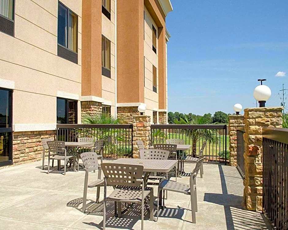 Comfort Suites Greenwood