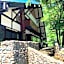 Tanigawa Valley Lodge & Coffee Roastery