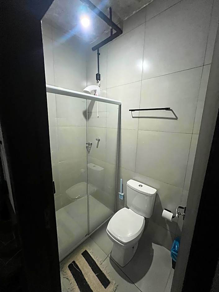 Esquina 8 Suítes Confort & Hostel