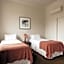 Naughtons Hotel