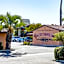 Adelaide Inn