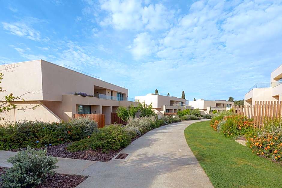 White Shell Beach Villas