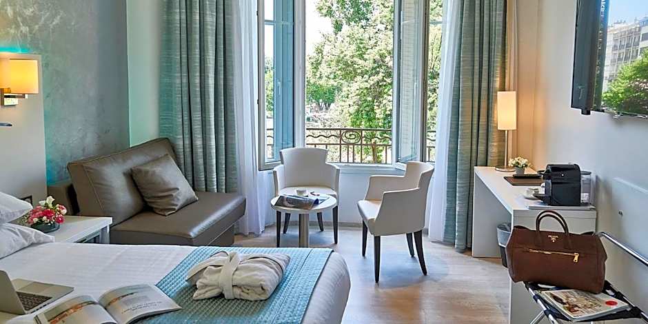 Best Western Plus Hotel Carlton