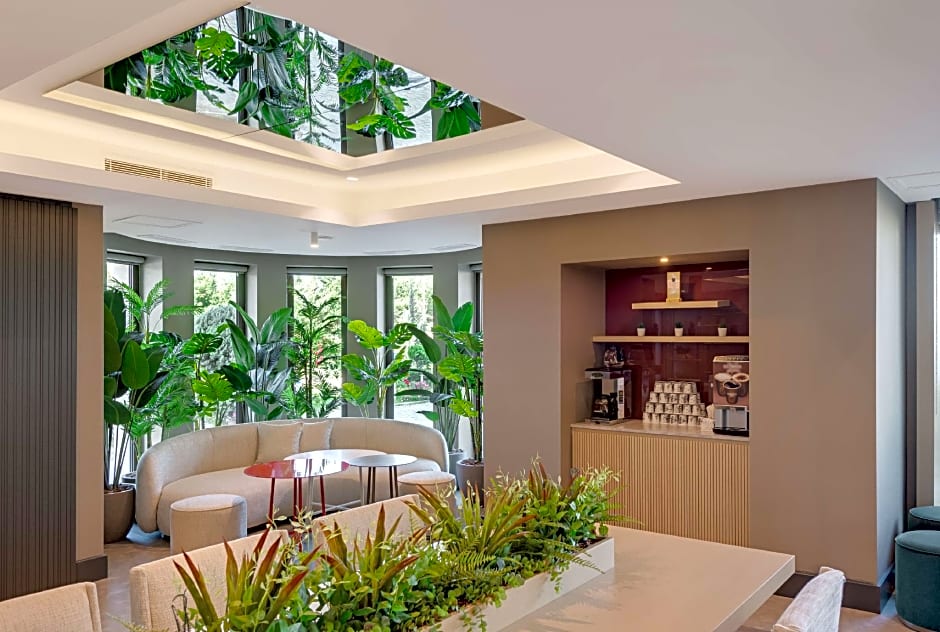 DoubleTree by Hilton Van