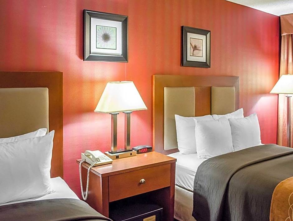 Quality Inn Harrisburg Downtown Riverfront