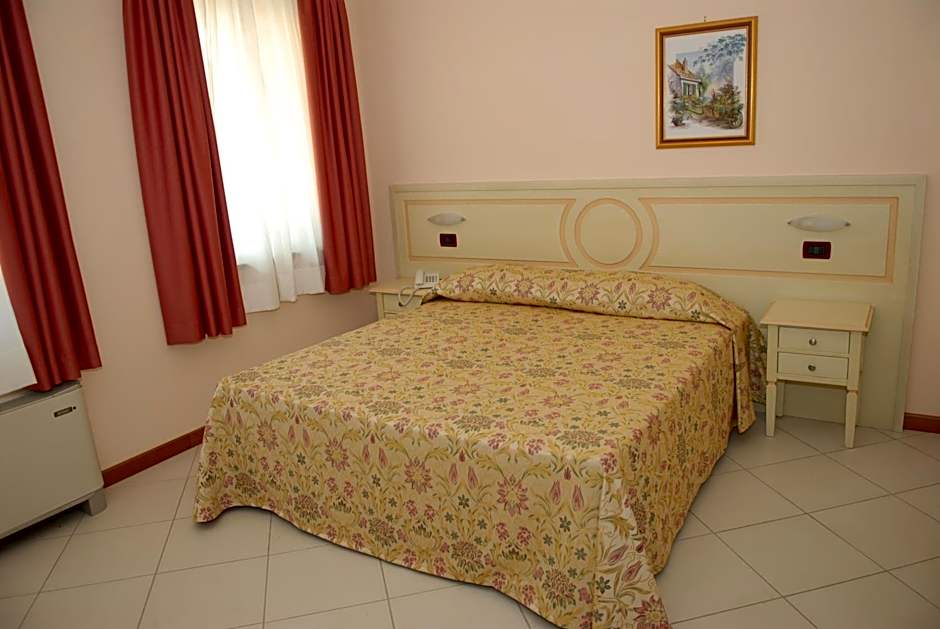Hotel Plazza