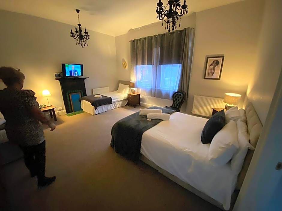 St Andrews house Hotel