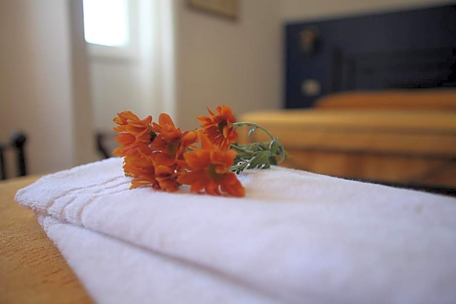 Hotel Torre Dei Borboni