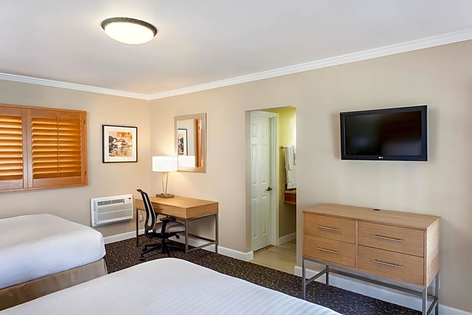 Holiday Inn Express and Suites La Jolla - Windansea Beach By IHG