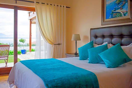 Luxury Double Room with Ocean View