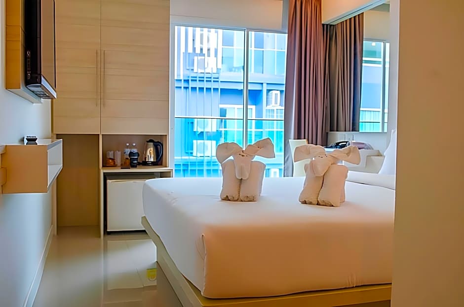 Mirage Express Patong Phuket Hotel