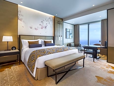 Room, 1 King Bed, Lake View