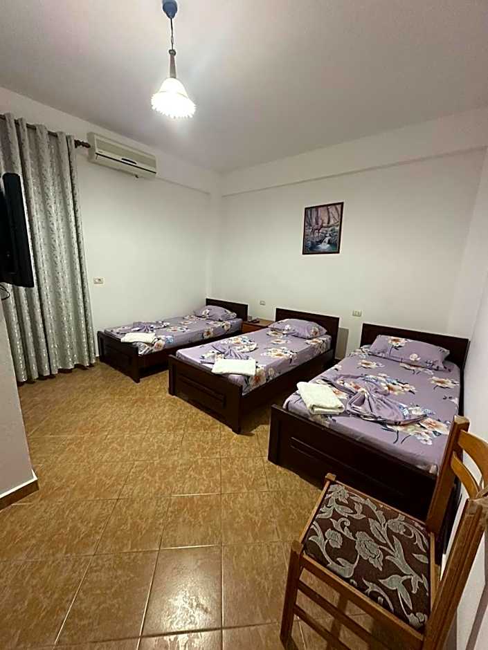 Hotel Rixhi