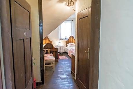 Deluxe Double Room with Shower