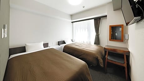 Non-smokingDouble room + Ex 2 beds See size details