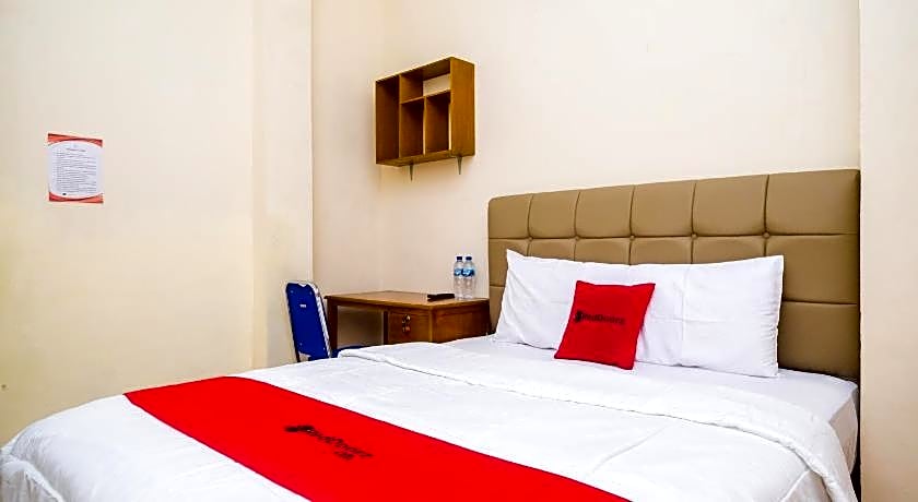 RedDoorz Syariah @ Griya Thamrin Manahan Solo