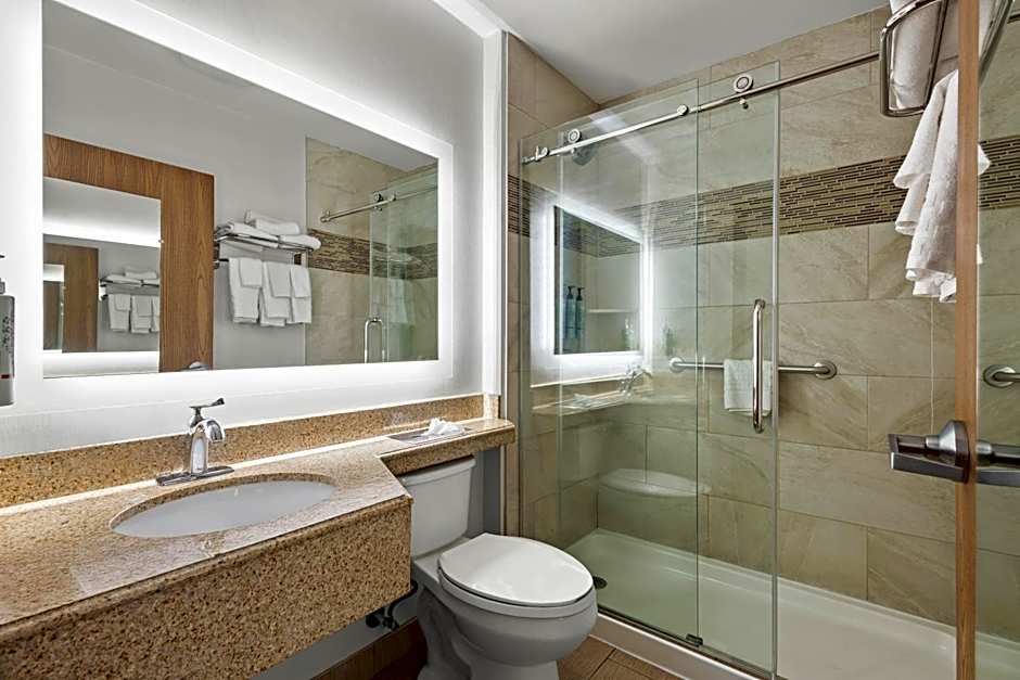 Best Western Crown Inn & Suites