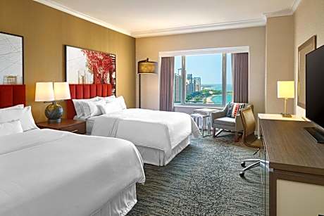 Traditional Double Room with Two Double Beds and Adapted Tub - Mobility Accessible