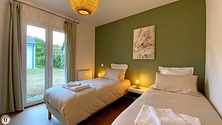 Appart 'Hôtel BreakIsleBed Limoges CHU & Fac Médecine Pharma à Pied parking gratuit