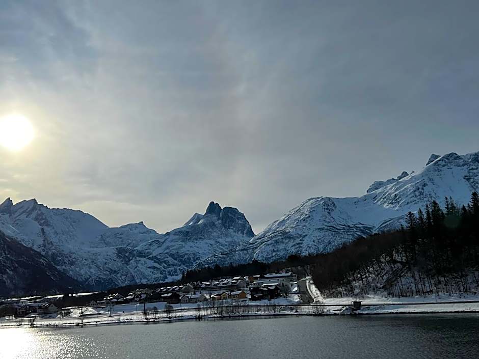 Frichs Ekspress Åndalsnes
