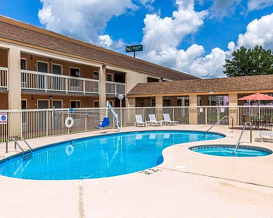 Quality Inn Kingsland