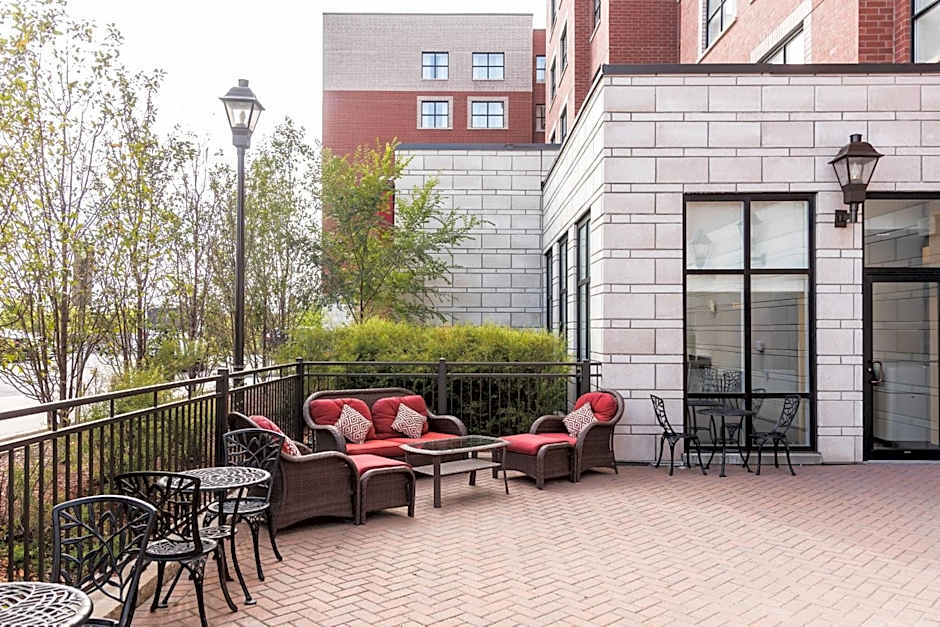 Residence Inn by Marriott Ottawa Airport