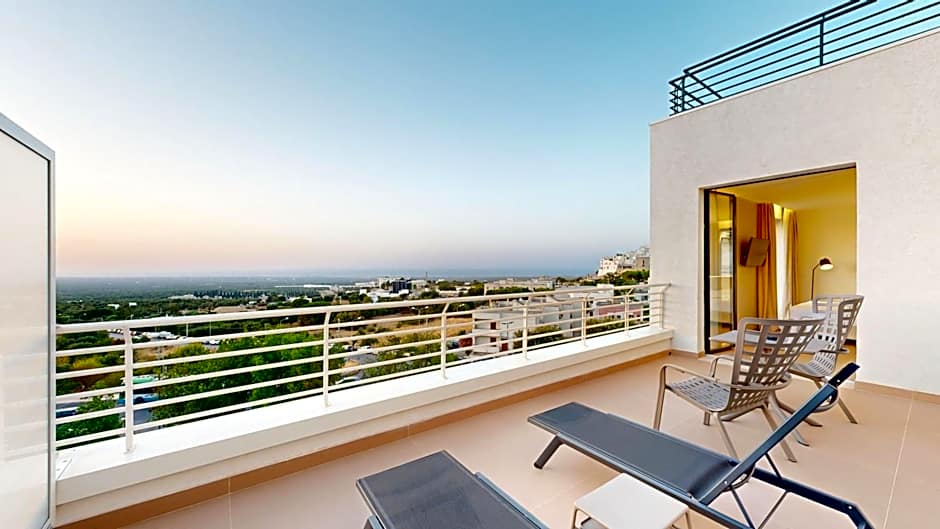 PRIMO OSTUNI HOTEL
