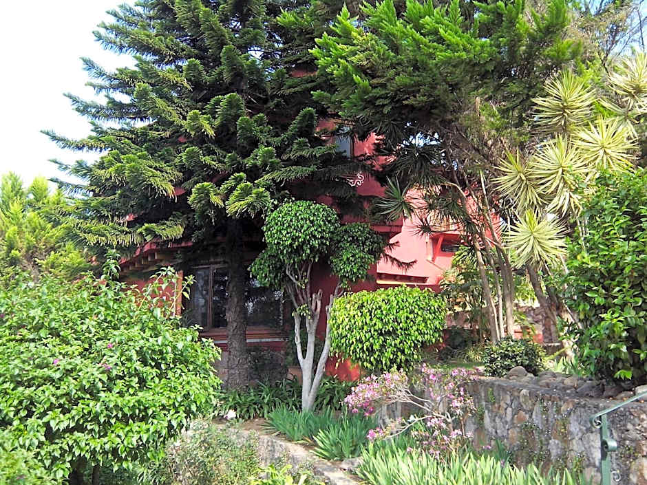 Villa San Jose Hotel & Suites