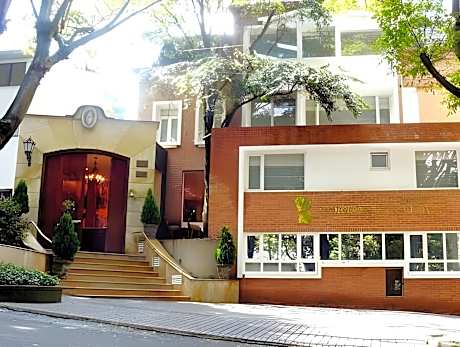 Hotel Porton de la Cabrera