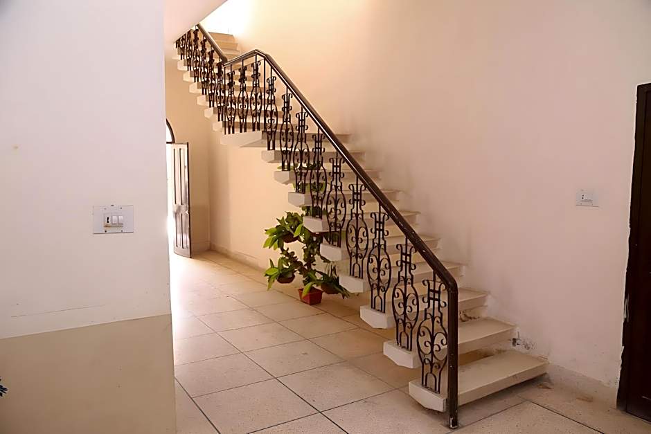 Hotel Sareena Residence