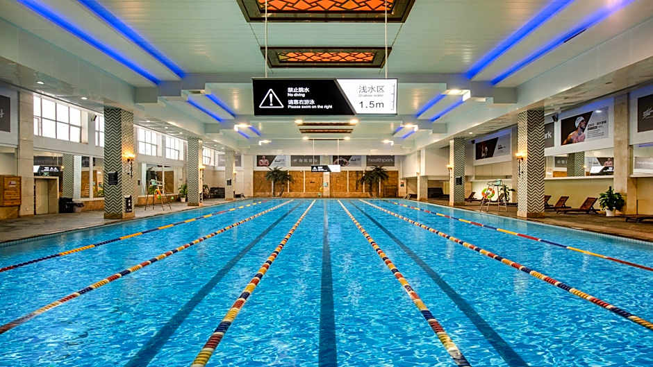 Holiday Inn Express Chongqing Guanyinqiao By IHG