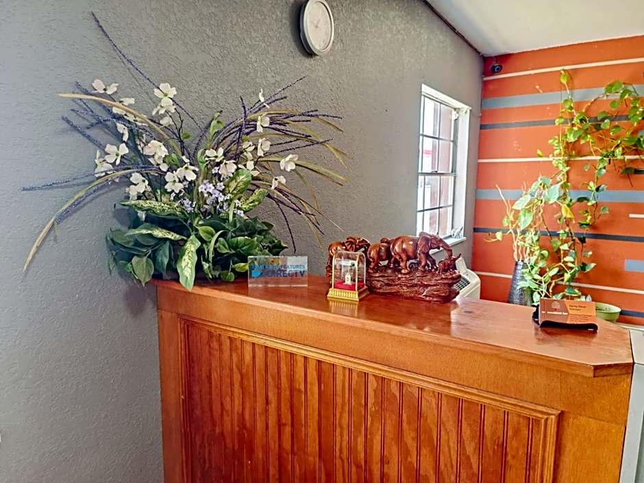 Woodfield Inn & Suites Hotel O, Yoakum TX 111